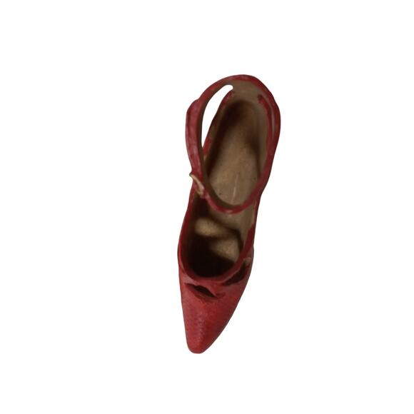 Red Stiletto High Heel Shoe Mini Figurine Fashion Collectible Rare Vintage - Picture 3 of 10